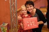 Akcja Gwiazdor w Międzychodzie: Rozdali ponad 200 prezentów dzieciom z powiatu międzychodzkiego oraz sąsiednich gmin [ZDJĘCIA]