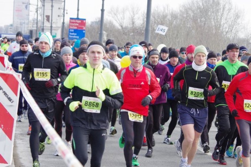 8 PÓŁMARATON WARSZAWSKI 2013 ZDJĘCIA UCZESTNIKÓW