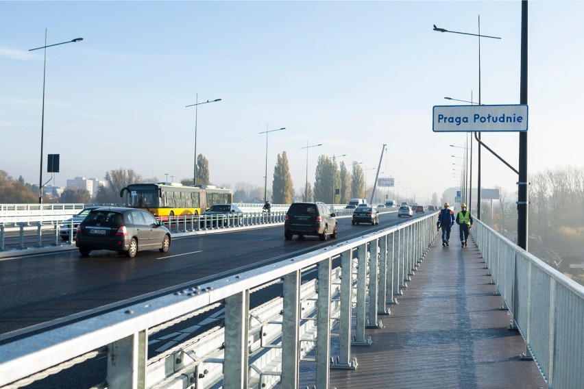Most Łazienkowski zmniejszył korki w Warszawie, ale teraz po...