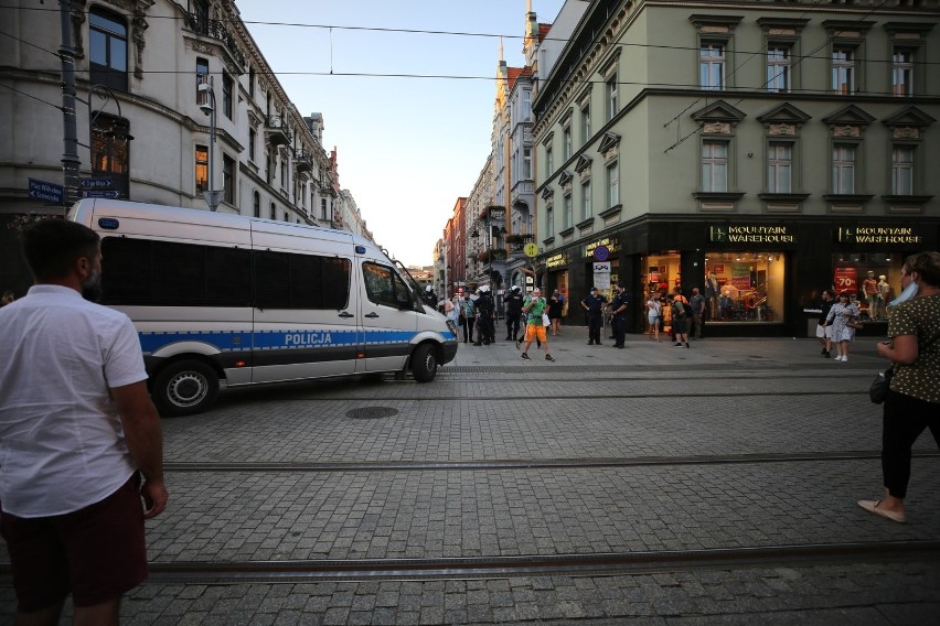 21 sierpnia, demonstracja anty-LGBT pod hasłem "Nie dla...