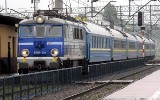 W tunelu średnicowym pociąg Intercity do Łodzi Kaliskiej śmiertelnie potrącił człowieka