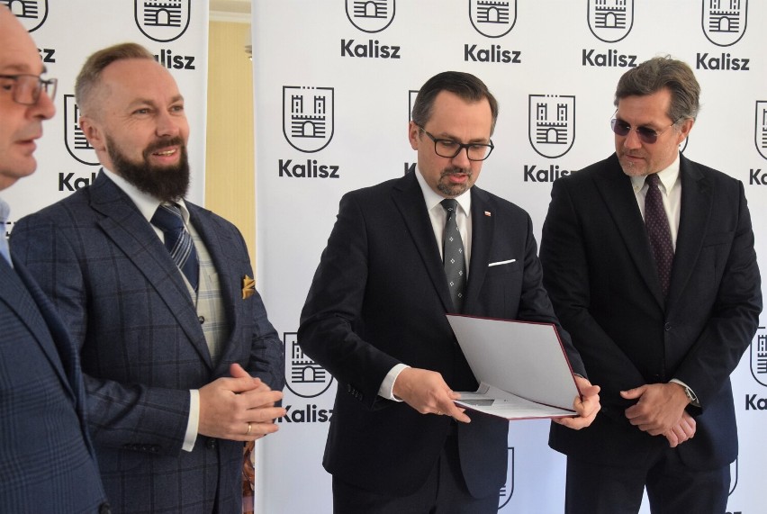 Minister Horała o CPK i kolei dużych prędkości w Kaliszu: Im...