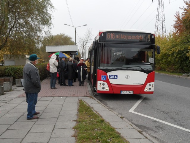 Autobusem linii 616 można z sosnowieckiego szpitala dojechać jedynie do Będzina