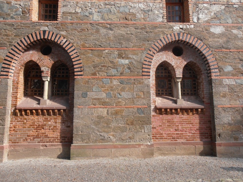 Kamieniec Ząbkowicki - neogotycki zamek książąt Hohenzollernów [ZDJĘCIA]