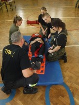 Straż uczy pierwszej pomocy w łęczyckich szkołach [ZDJĘCIA!]