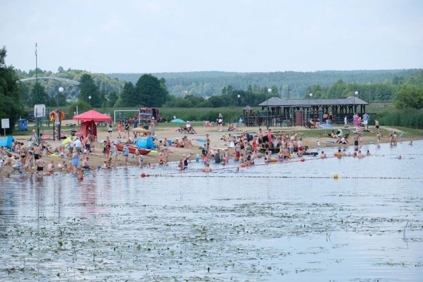 Zakaz kąpieli na plaży w Supraślu! Groźna bakteria może zagrozić również wodzie w przydomowych studniach