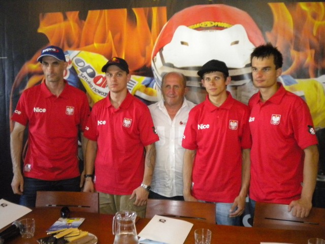 Liderami biało-czerwonych w walce o mistrzostwo świata będą zapewne Tomasz Gollob (z lewej) i Jarosław Hampel.