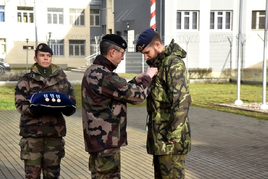 Uroczyste przekazanie dowództwa 3. Batalionu Łączności NATO w siedzibie w Bydgoszczy [zdjęcia]
