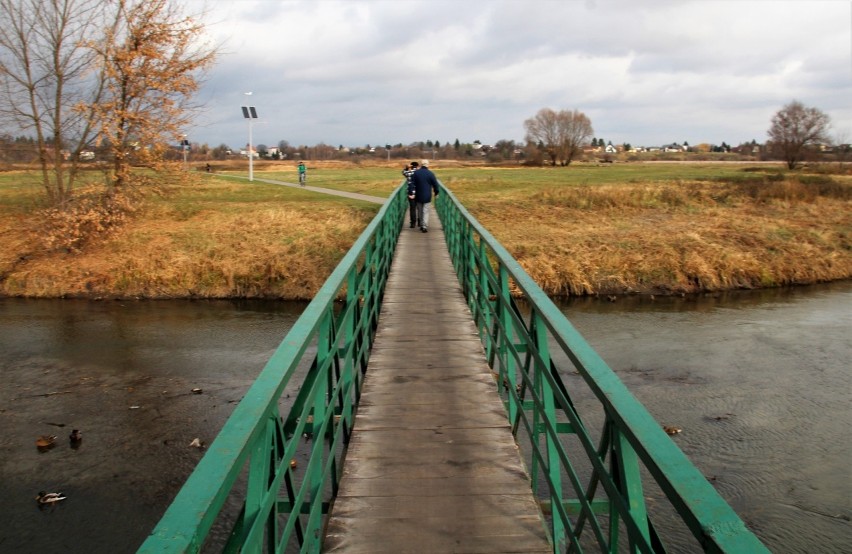 Za tą kładką powstanie zbiornik o wielkości ok. 20 hektarów