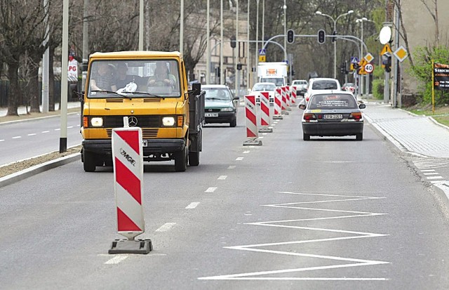 Inżynierowie ZDiT w poniedziałek powinni dokonać odbioru technicznego przebudowanej ulicy Rudzkiej. f