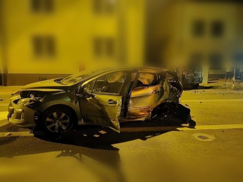 Wypadek w Turku. 18-latka nie ustąpiła pierwszeństwa. Kobieta trafiła do szpitala