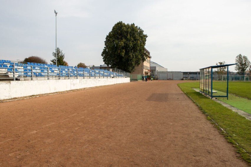 Stadion w Kwidzynie do remontu. W pierwszej kolejności będzie wykonana modernizacja części stadionu lekkoatletycznego z bieżnią tartanową