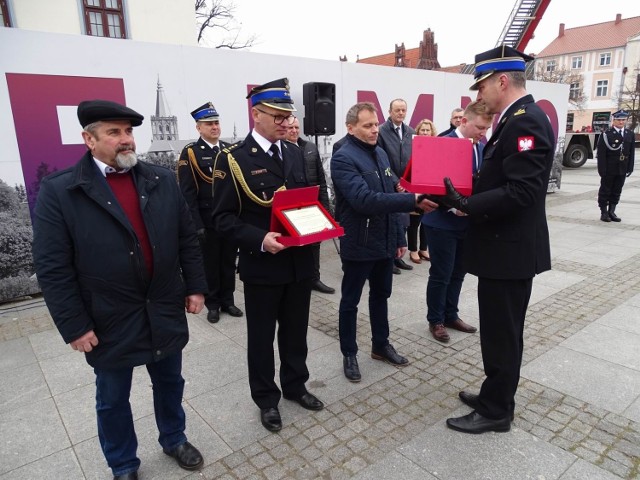 Przekazanie i poświęcenie auta OSP Chełmno