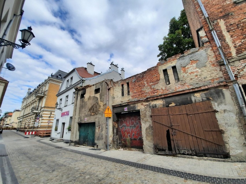 Gliwice, ulica Średnia

Zobacz kolejne zdjęcia. Przesuwaj...