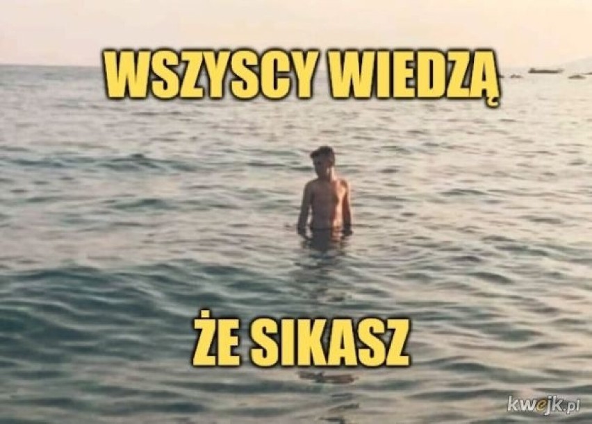 Nowe MEMY o wakacjach 2023. Janusze plażingu rezerwują całą...