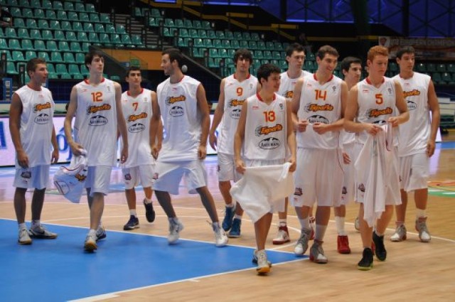 Zwycięska drużyna Hiszpanii (ME U18 Wrocław 2011)