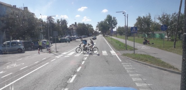 Pan Tadeusz, nasz Czytelnik z powiatu inowrocławskiego, od jakiegoś czasu obserwuje i fotografuje zachowania na drogach. Postawił podzielić się z nami zdjęciami.