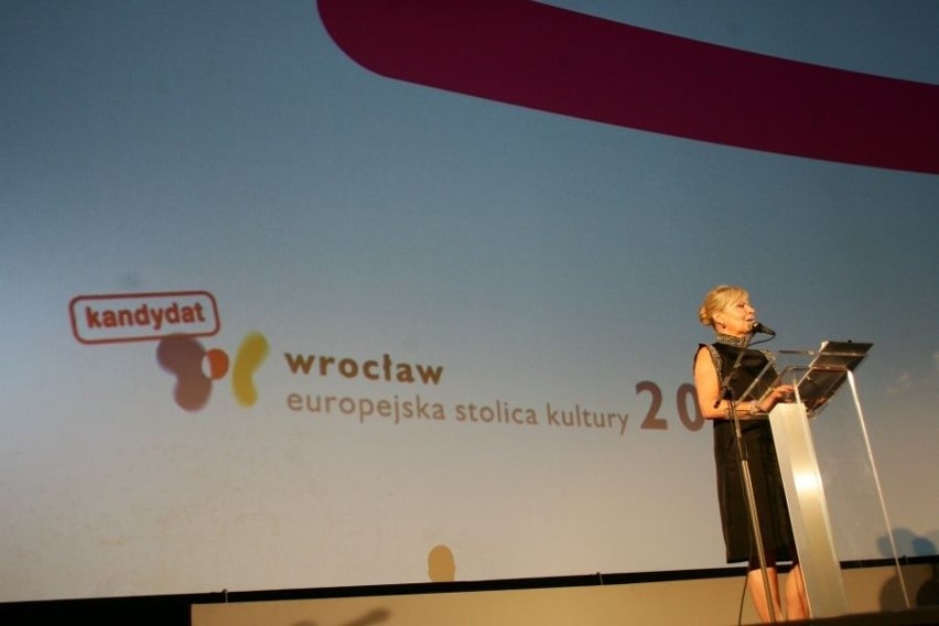 otwarcie poprowadziła aktorka Gosia Dobrowolska