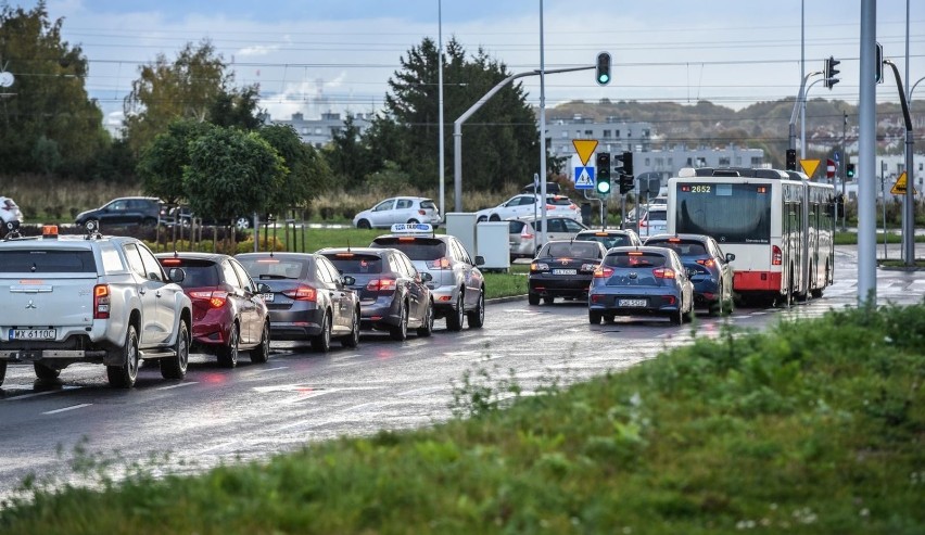 Najbardziej obciążonymi odcinkami dróg krajowych, na których...