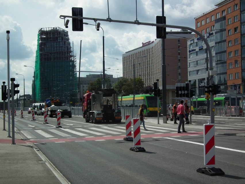 Kierowcy jeżdżący w Poznaniu notorycznie utykają w korkach.