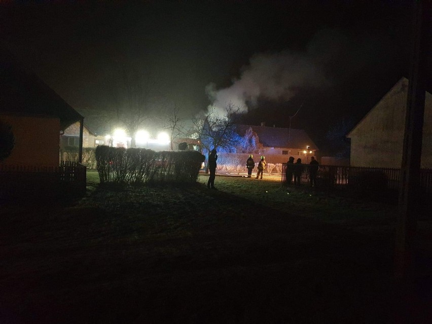 Pożar domu jednorodzinnego w Buczu, 19.12.2020