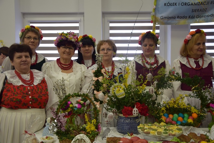 Stoły wielkanocne. To było święto powiatu sieradzkiego