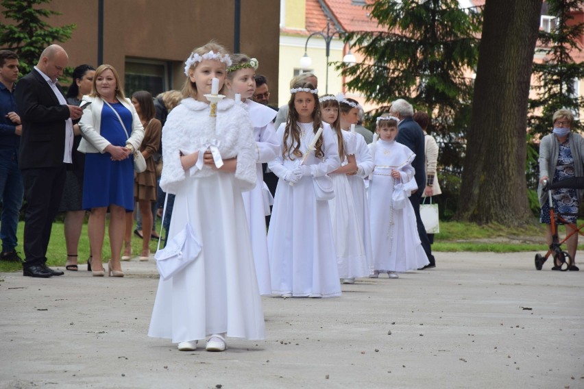 Tak było podczas uroczystości pierwszokomunijnych w...