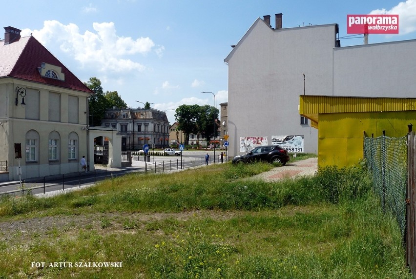 Wałbrzych kupił działkę z pawilonem handlowym przy ul. 1...