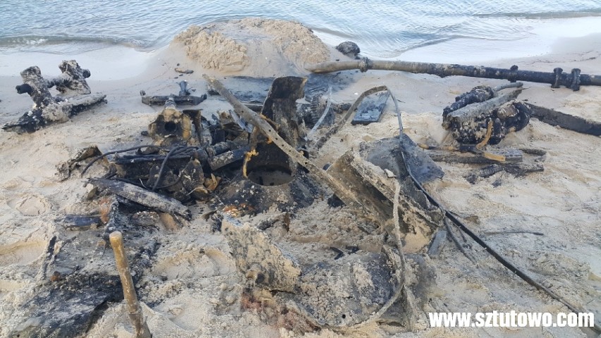 Sztutowo. Znalezisko na plaży. Zobacz, co wydobyli eskploratorzy