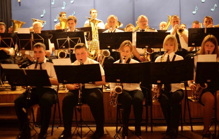 Nowostawska Orkiestra Dęta zagrała w szkole muzycznej w Malborku