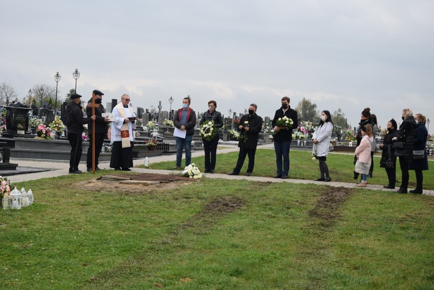 Symboliczny pogrzeb dzieci nienarodzonych w Wieluniu