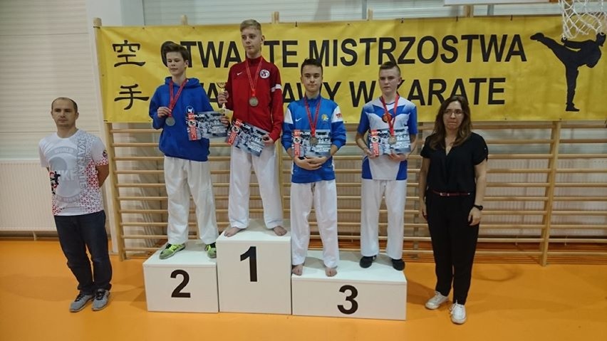 Wrzesiński Klub Karate wrócił z Mistrzostw Warszawy z trzema złotymi medalami 