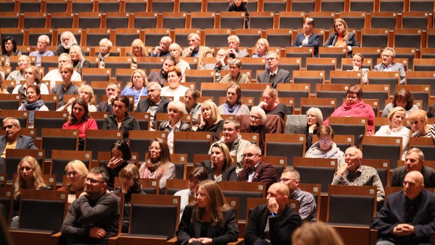 Filharmonia Gorzowska ma widownię na 598 miejsc - w części...