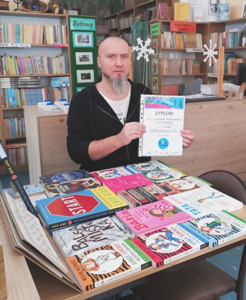 Malbork. Wyróżnienie dla biblioteki Szkoły Podstawowej nr 9 za ogólnokrajową akcję "Noc Bibliotek"