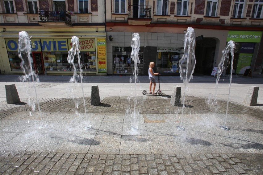 Na ulicy Modrzejowskiej działa już nowa fontanna. Trwają odbiory techniczne po remoncie