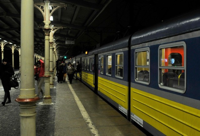 Dodatkowe niebiesko-żółte pociągi pojawią się na linii SKM między Gdańskiem Głównym a Wejherowem