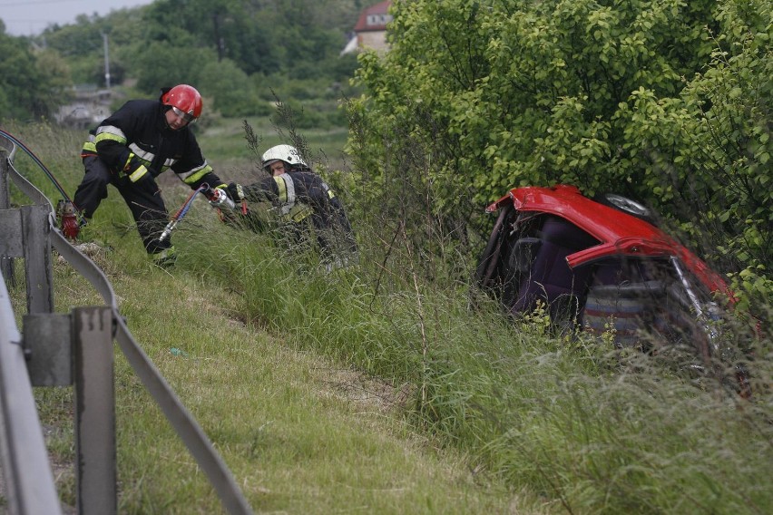 Legnica: Wypadek na wiadukcie na ul. Wrocławskiej w stronę Kunic