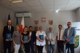 Powiat nowotomyski: Awanse zawodowe rozdane. Gratulujemy nauczycielom z terenu całego powiatu! 