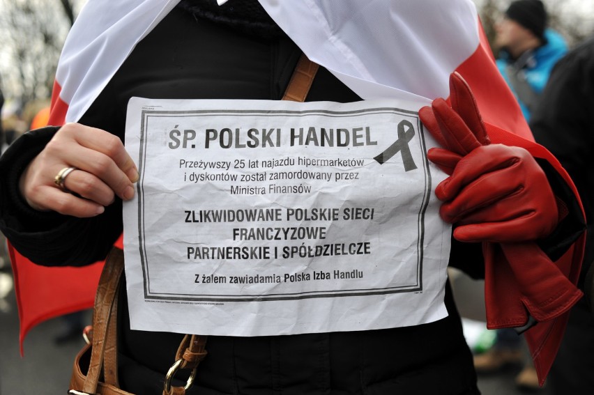 Protest kupców w obronie handlu w Warszawie [ZDJĘCIA, WIDEO]