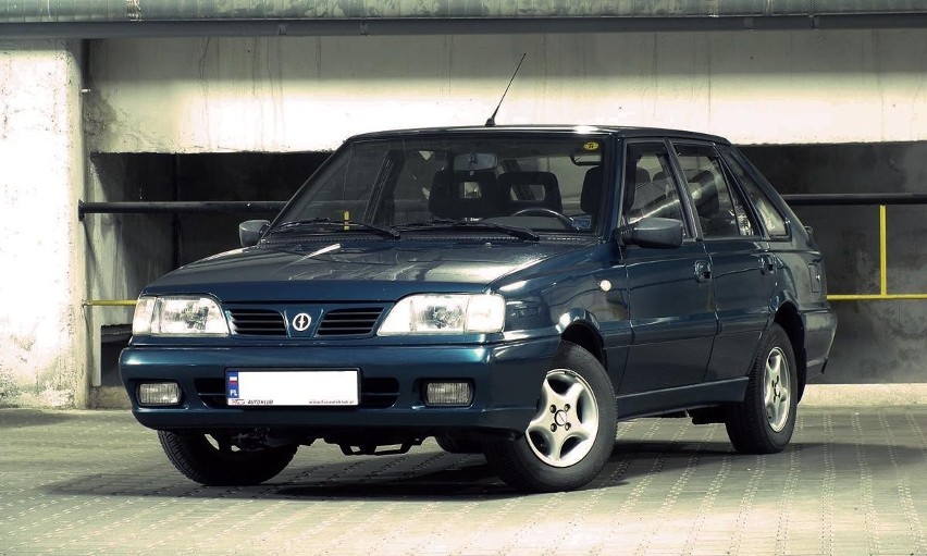 1991 – Premiera modelu FSO Polonez Caro.