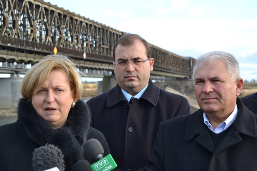 Politycy PiS: Platforma Obywatelska nie dotrzymała słowa w sprawie remontu tczewskiego mostu