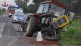 Gmina Trzebieszów: 53-letni kierowca golfa wjechał w traktor (ZDJĘCIA)