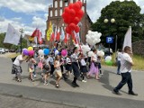 Marsz dla Życia i Rodziny w Żarach. To już czwarta edycja tego wydarzenia, tłum przeszedł ulicami miasta