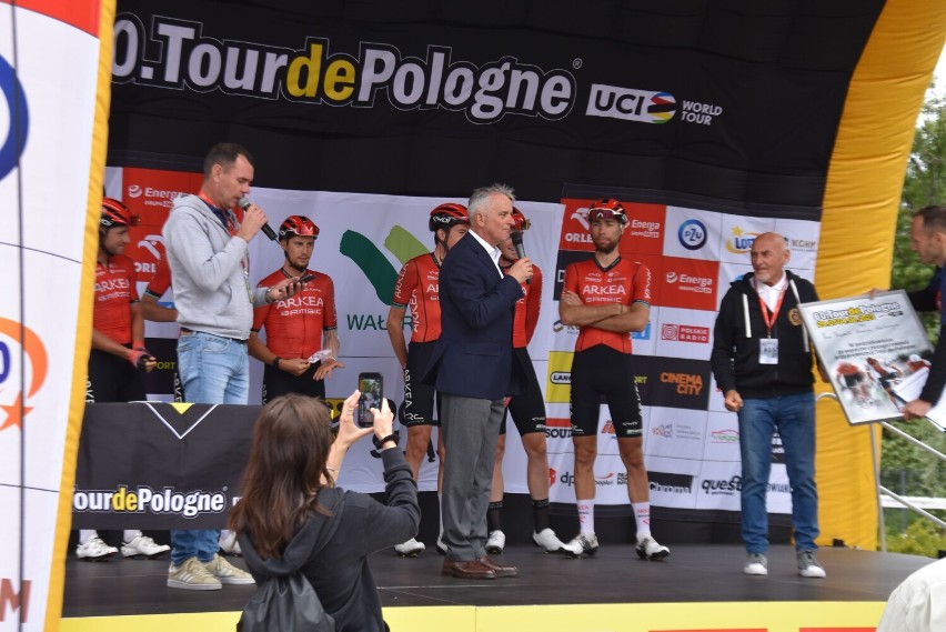 W Wałbrzychu wystartował trzeci etap 80. Tour de Pologne