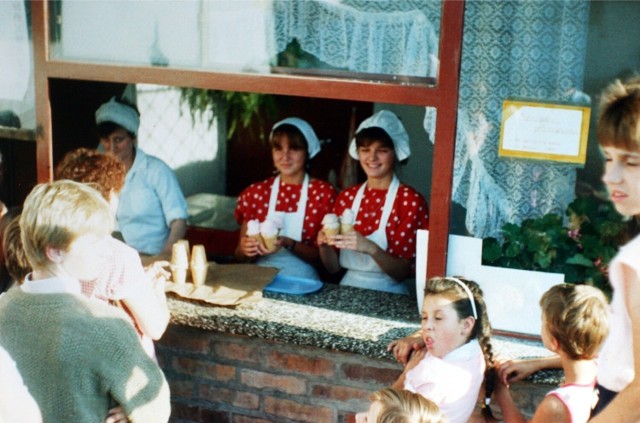 1972. Lodziarnia Anny Barton przy ul. Zawalnej we Wrocławiu