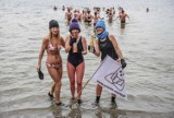 Noworoczne morsowanie w Jeziorze Kierskim. Im zimno nie jest straszne! [ZDJĘCIA]