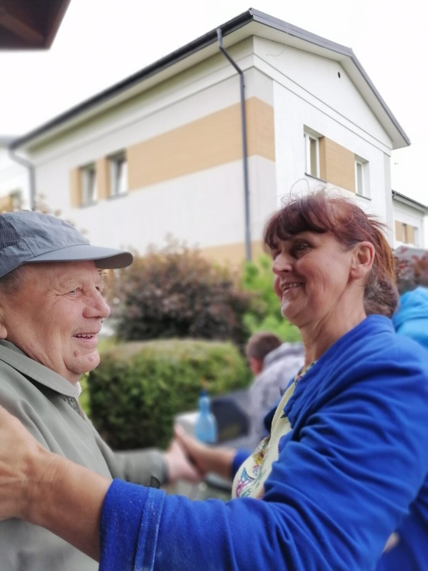 Pełne atrakcji powitanie lata w Domu Seniora w Wieluniu