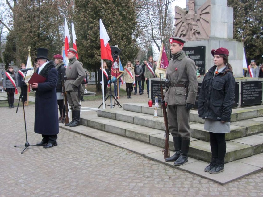 Gniezno: Powstanie Wielkopolskie – uroczystości na cmentarzu