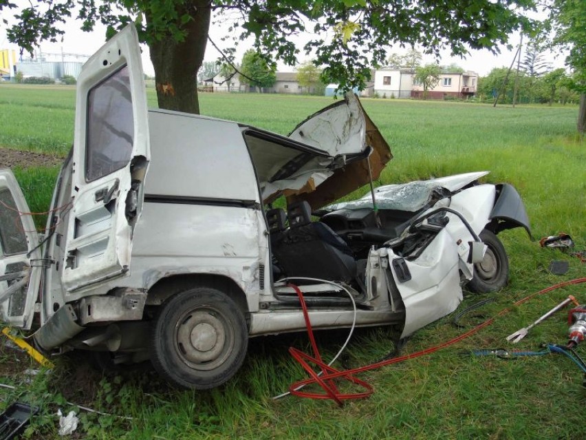 Śmiertelny wypadek w Płowcach na Drodze Krajowej nr 62 [zdjęcia]