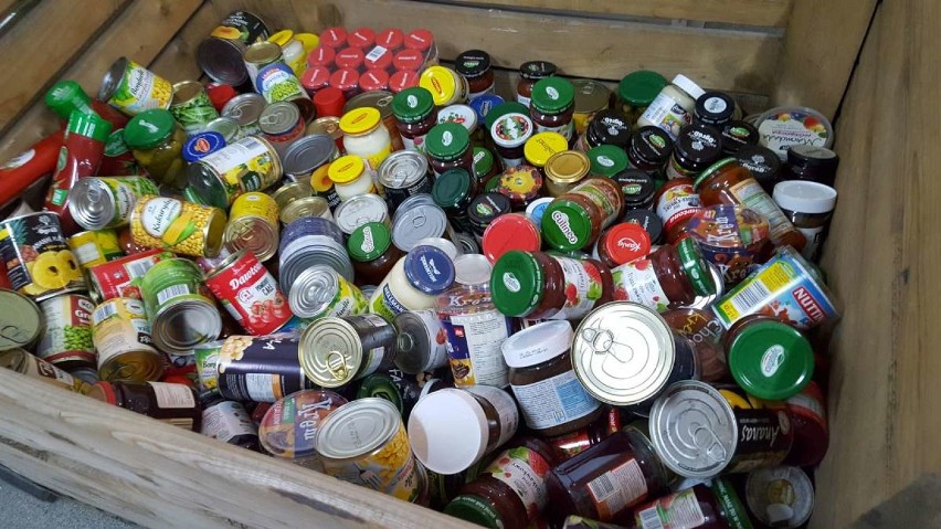 W ramach akcji „Świąteczna Zbiórka Żywności” zebrano 7700 kg...
